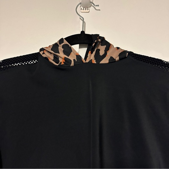 The Lineup Dance costume Black Leopard Print cropped hoodie Size 12 - Picture 2 of 6
